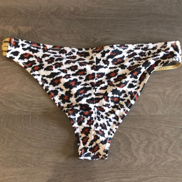 Forever 21 Leopard Gold Metallic Bikini Bottoms Size Large - Picture 2 of 6